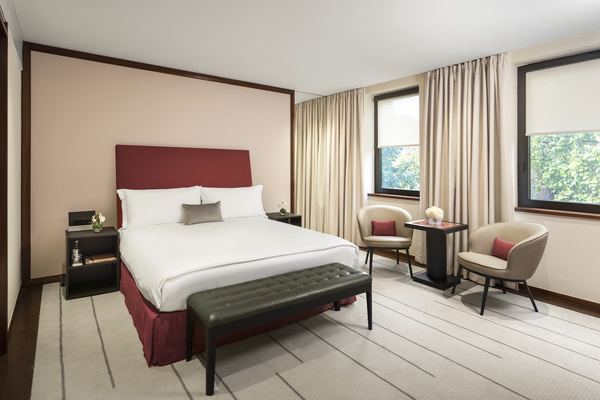 The Halkin by COMO