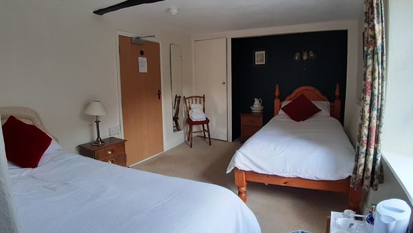 The Harp Inn