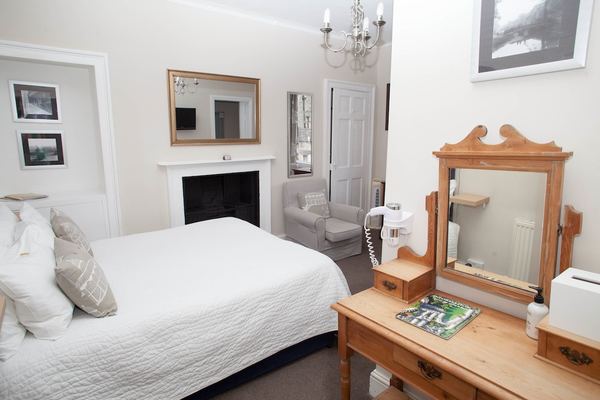 The Henry Guest House