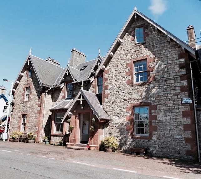 The Hopetoun Arms Hotel