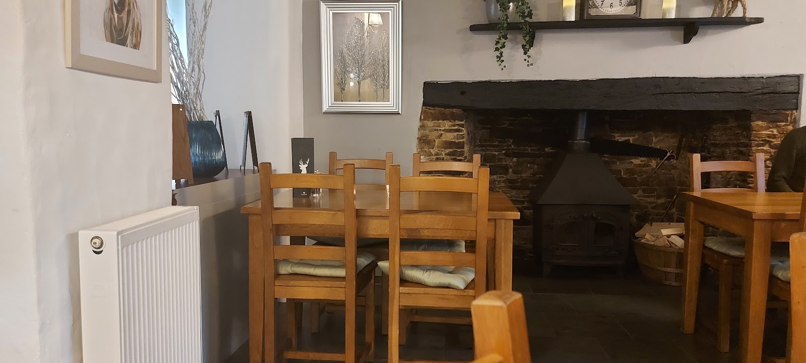 The Hunters Inn