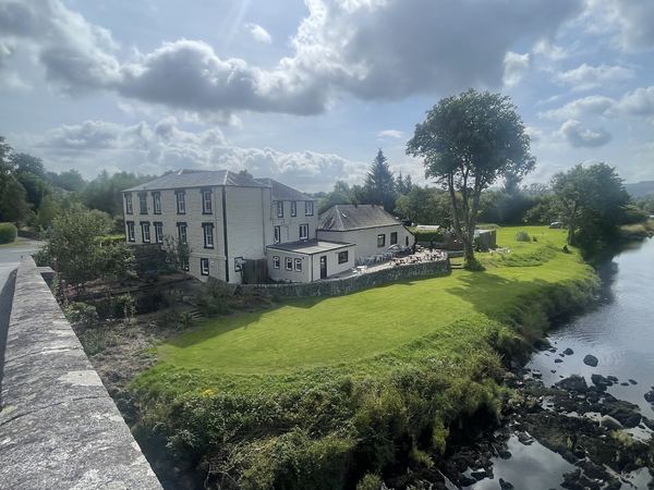 The Ken Bridge Hotel