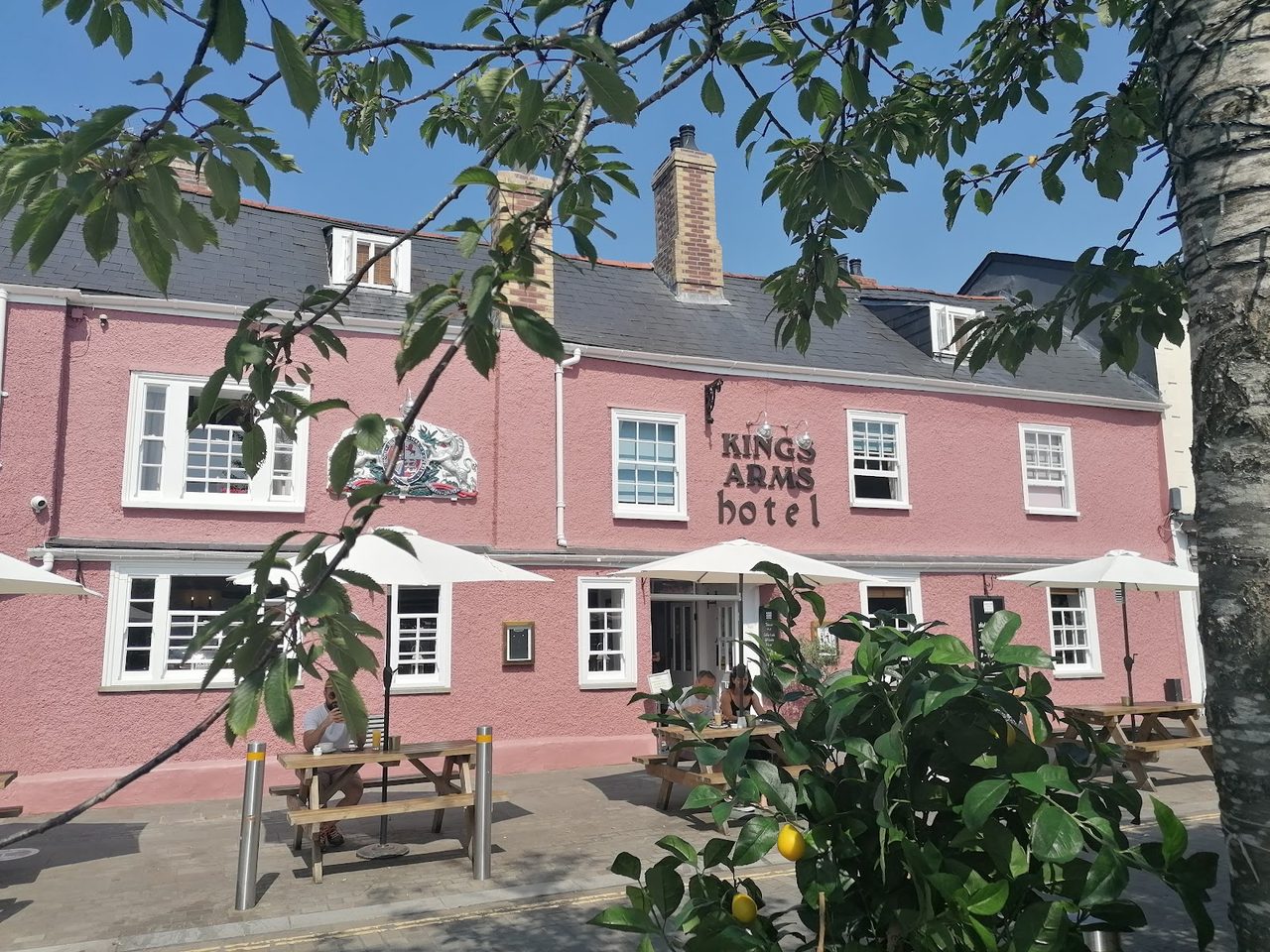 The Kings Arms Hotel