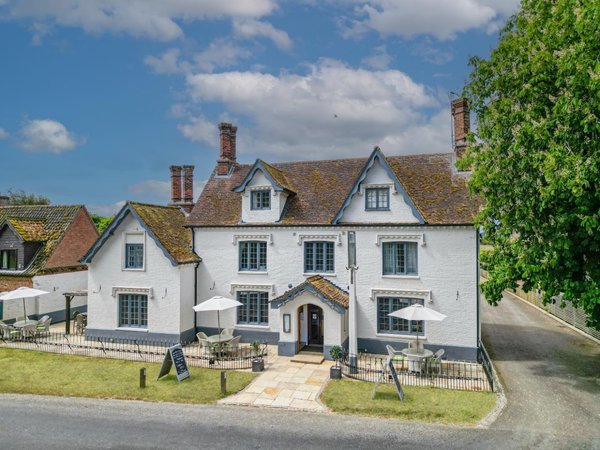 The Kings Head Country Hotel