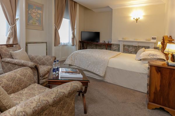 The Lairgate Hotel