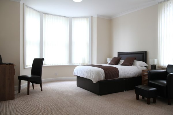 The Lawns Guest House