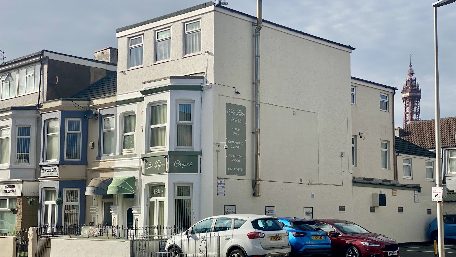 The Libra - Adults Only B&B with guaranteed carpark