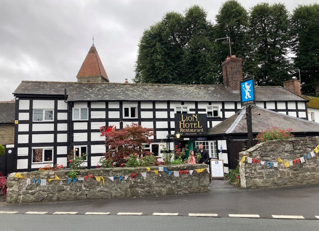 The Lion Hotel & Restaurant Berriew