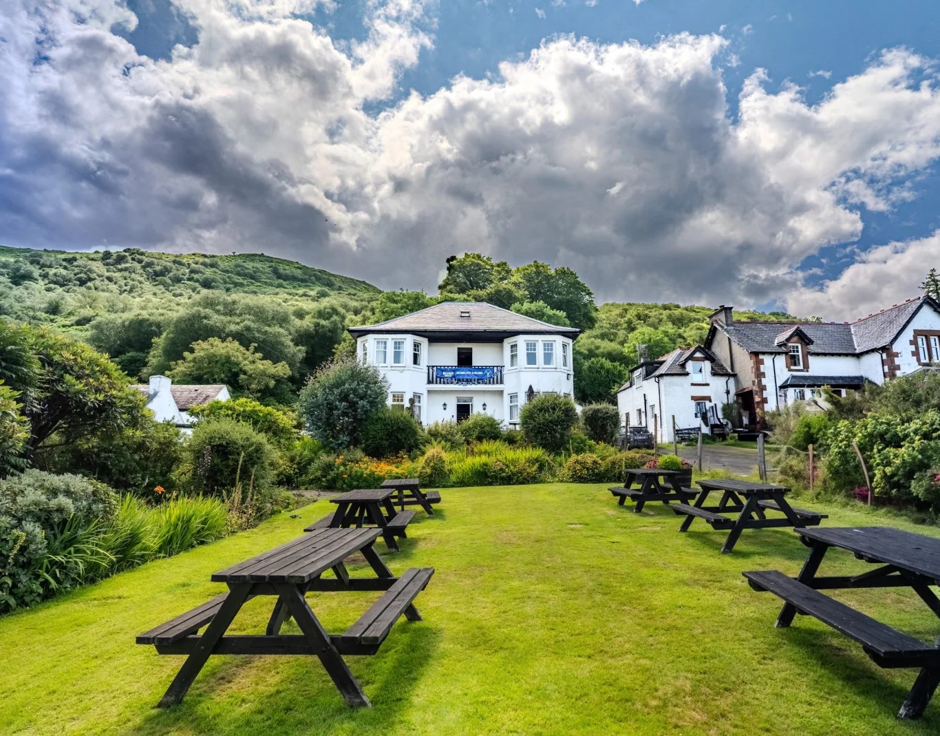 The Lochranza Hotel