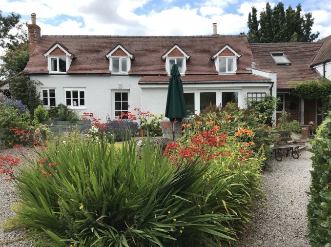 The Lodge at Orchard Cottage