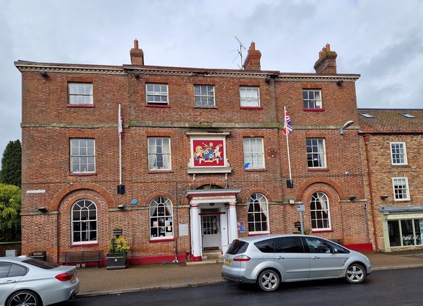 The Londesborough Arms