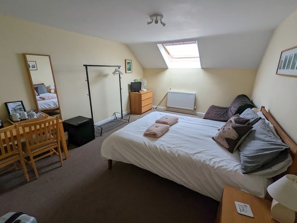 The Lowfield Inn