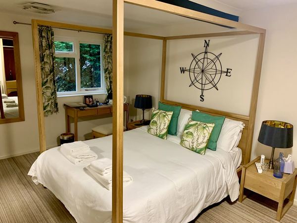 The Mariners Hotel