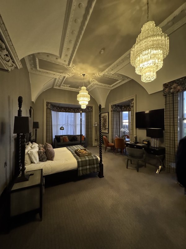 The Meadowpark Bar Kitchen & Rooms