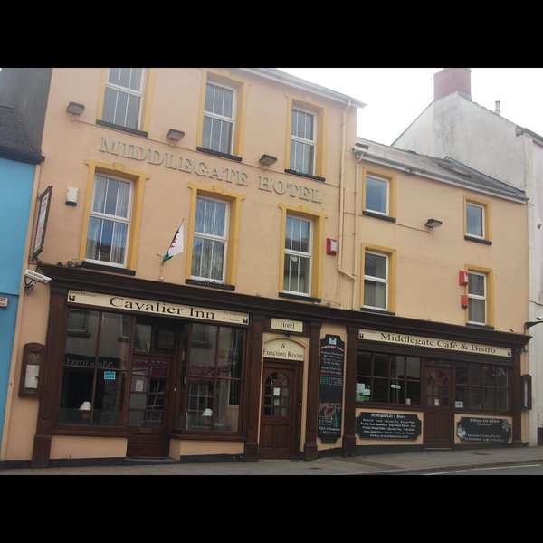The Middlegate Hotel