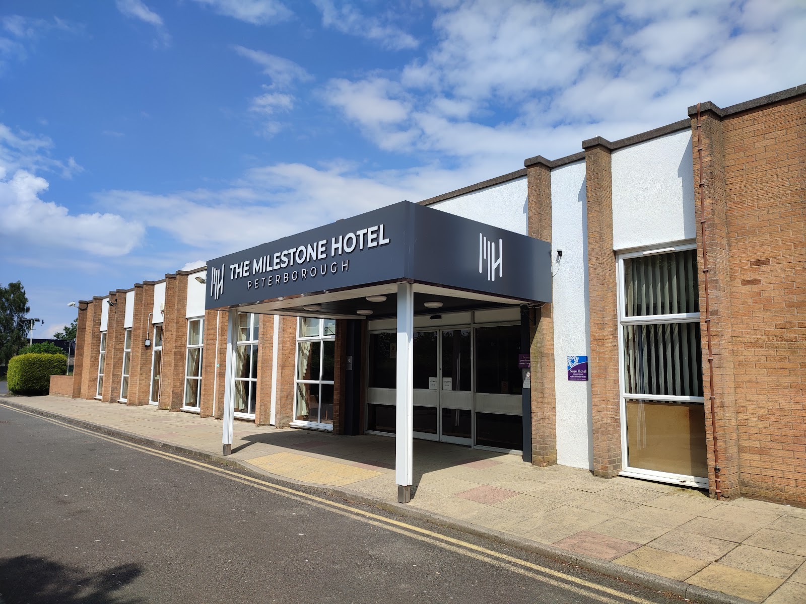 The Milestone Hotel, Peterborough Cambridgeshire, Sure Collection by Best Western