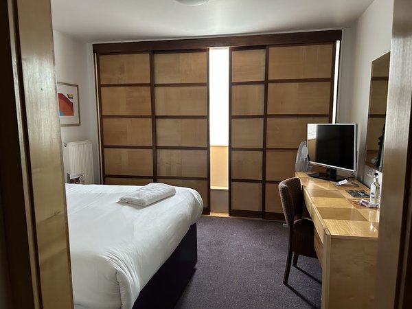 The Milestone Hotel, Peterborough Cambridgeshire, Sure Collection by Best Western