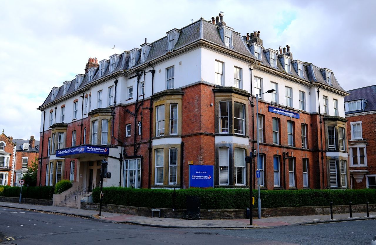 The New Southlands Hotel