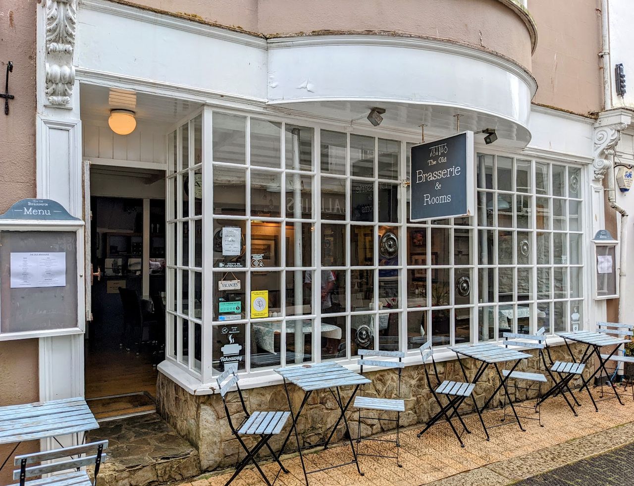 The Old Brasserie & Rooms at no 8
