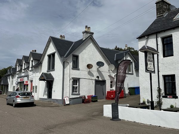 The Old Library Lodge and Restaurant