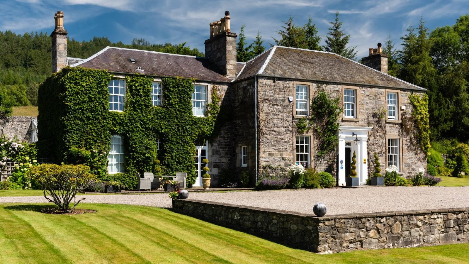 The Old Manse of Blair, Boutique Hotel & Michelin Restauran