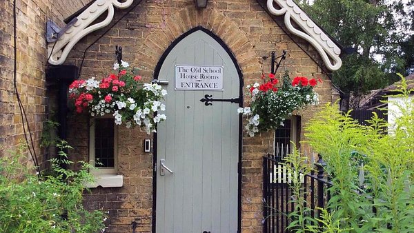 The Old School House Rooms & Lodge
