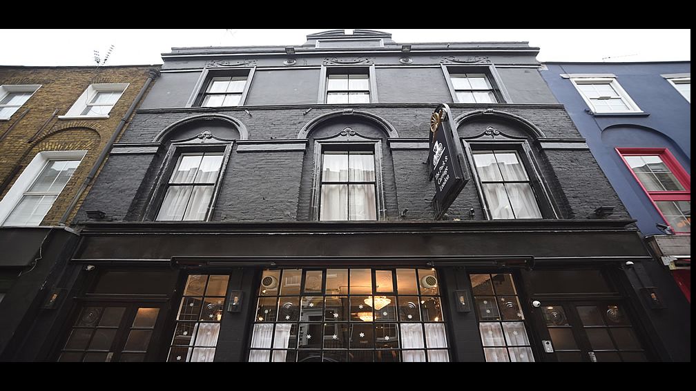 The Pack And Carriage London