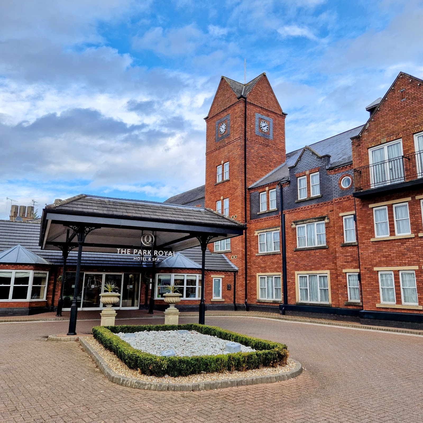 The Park Royal - QHotels