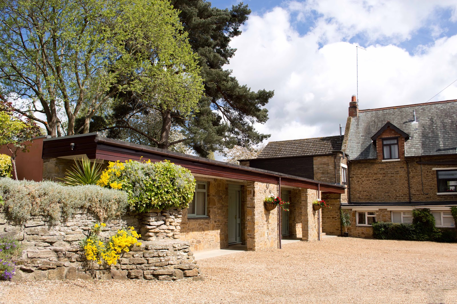 The Poplars Hotel