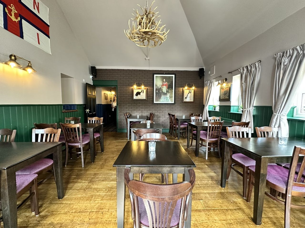 The Prince Albert - Inn