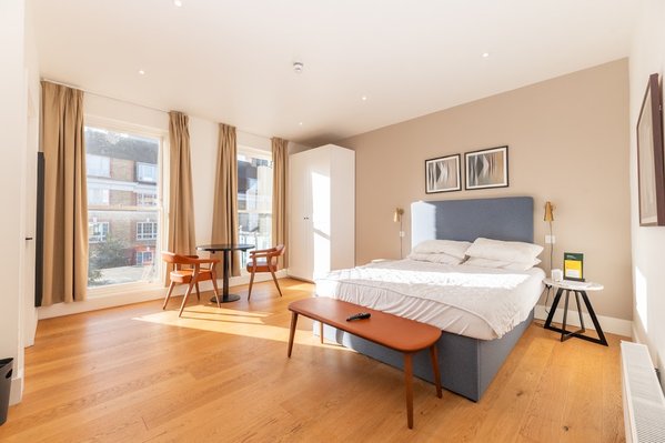 The Prince Hotel Vauxhall Central London Riverside