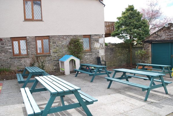 The Punch Bowl Hotel