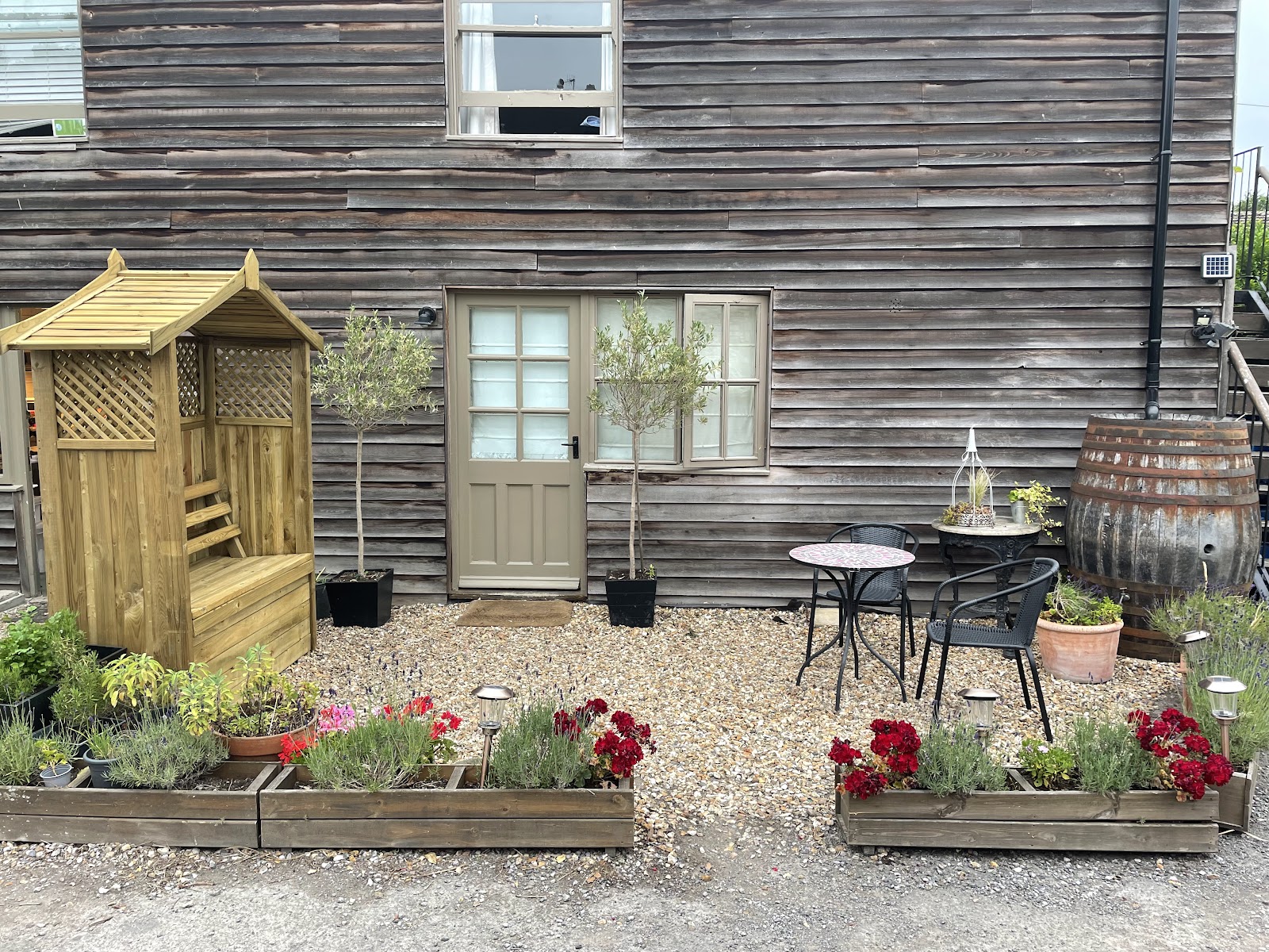 The Queen Matilda Country Inn and Rooms
