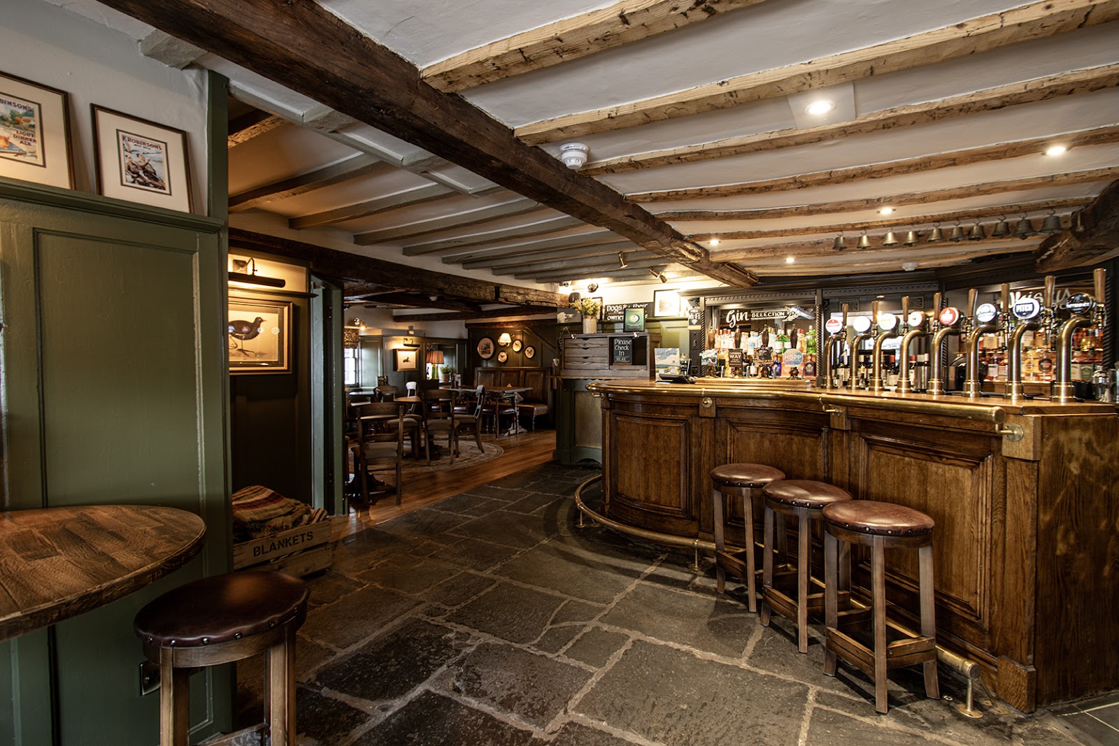 The Queens Head Inn and Restaurant