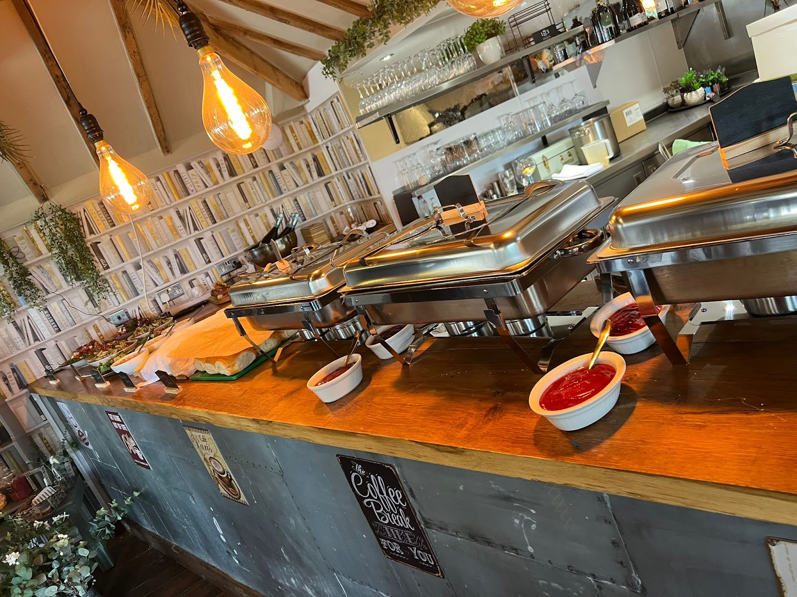 The Ragged Cot - Restaurant with rooms
