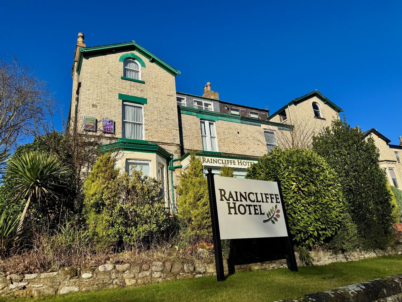 The Raincliffe Hotel