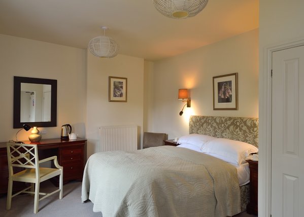 The Raven Hotel