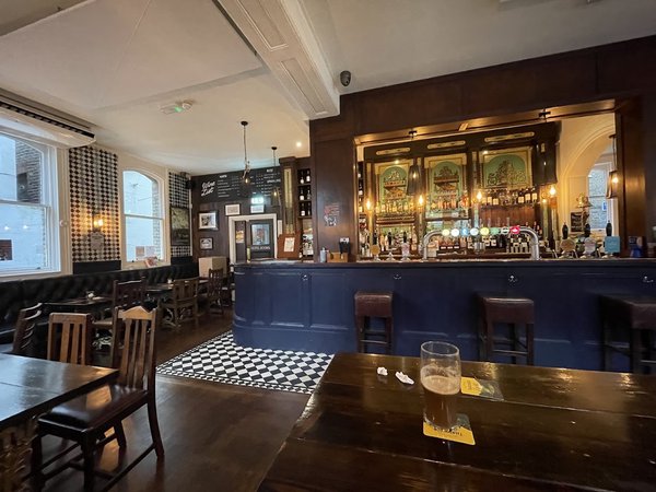 The Red Cow - Guest House