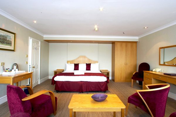 The Rivenhall Hotel
