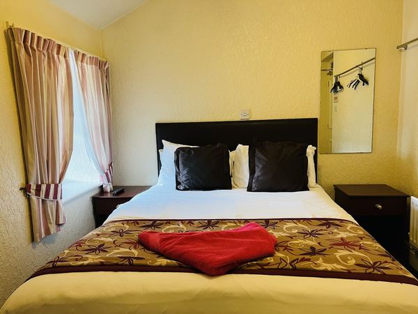 The Roadhouse Hotel