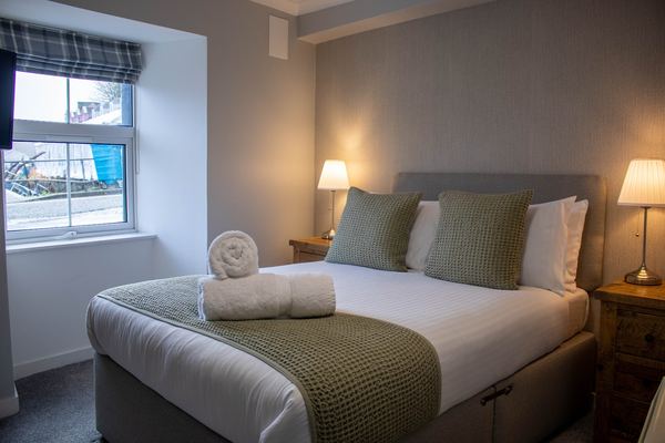 The Rosedale Hotel