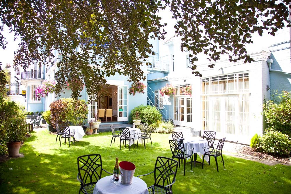The Royal Adelaide Hotel