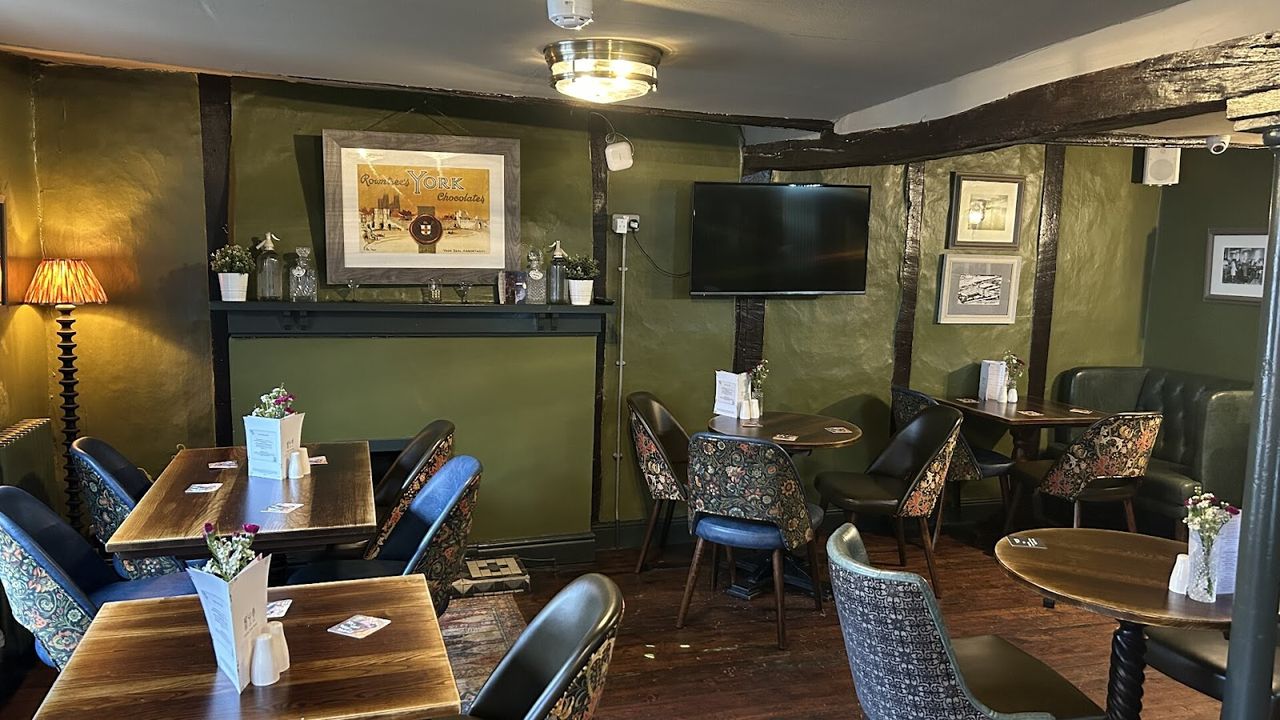 The Royal Oak Inn
