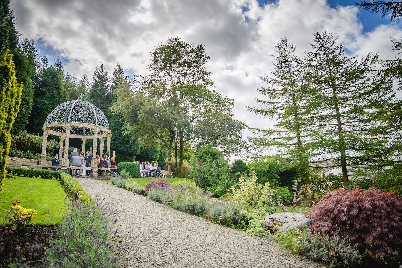 The Saddleworth Hotel