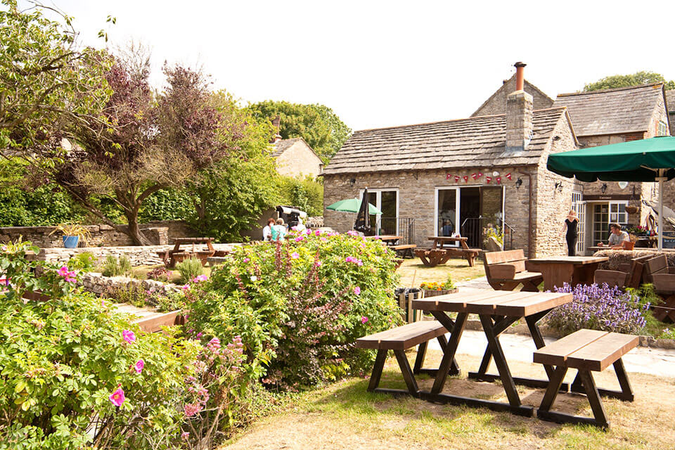 The Scott Arms - Inn