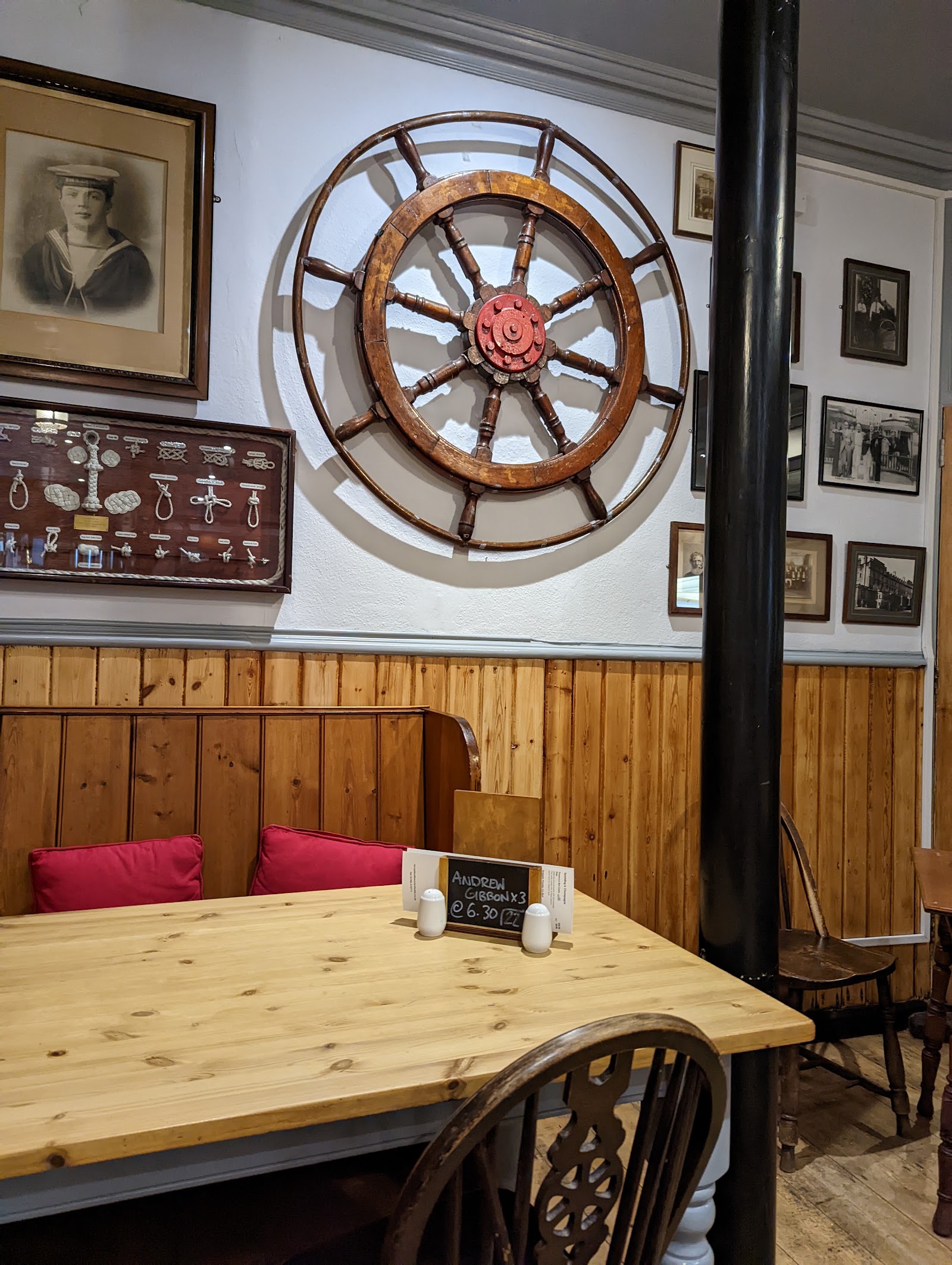 The Seaview Hotel And Restaurant