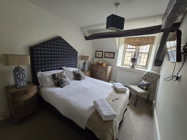 The Shaven Crown Hotel