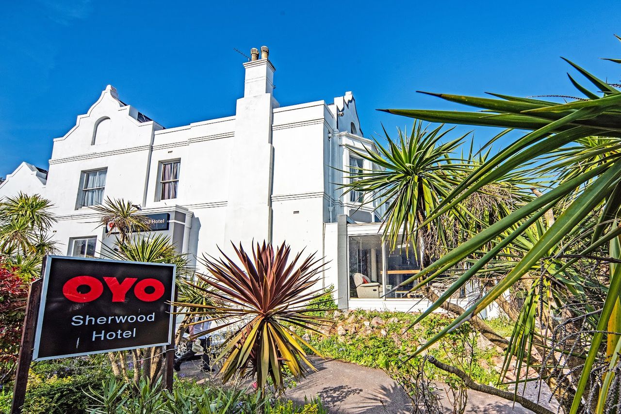 The Sherwood Palm Hotel