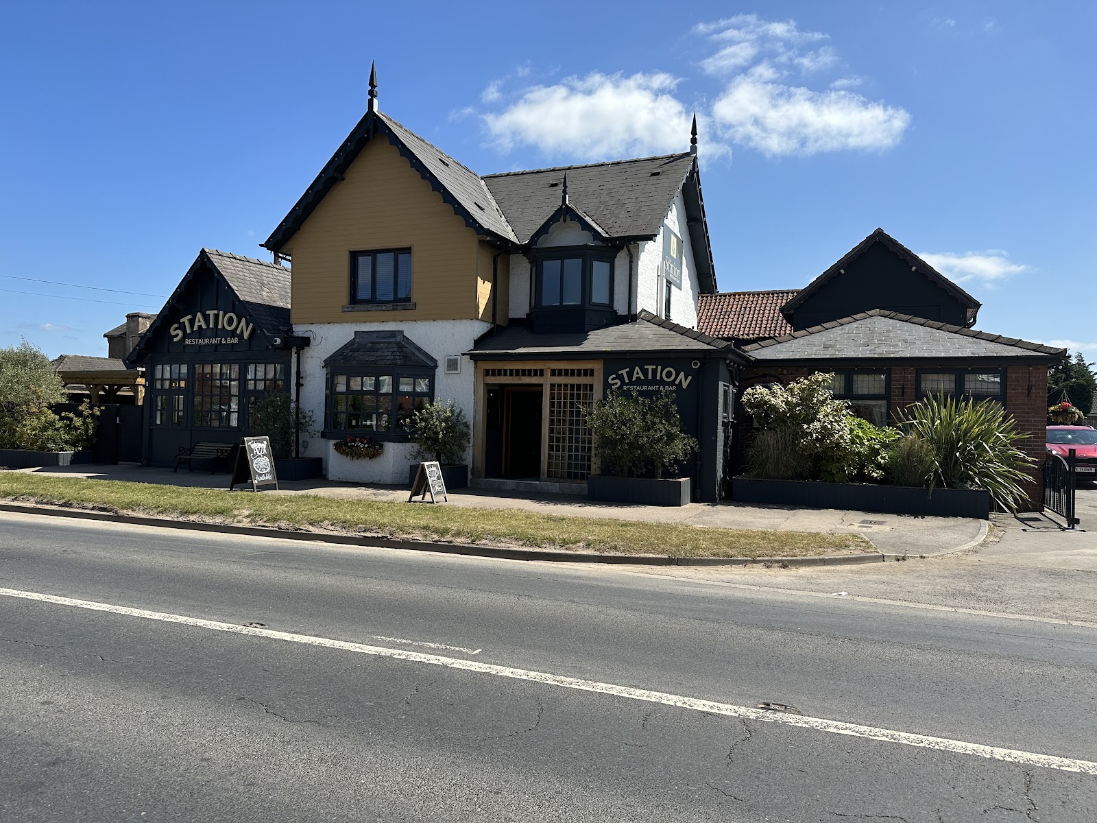 The Station Restaurant & Bar