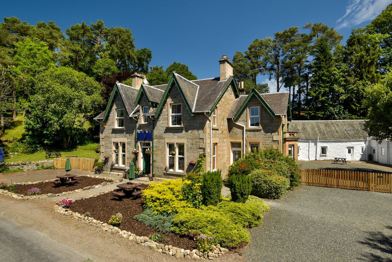 The Strathardle Inn
